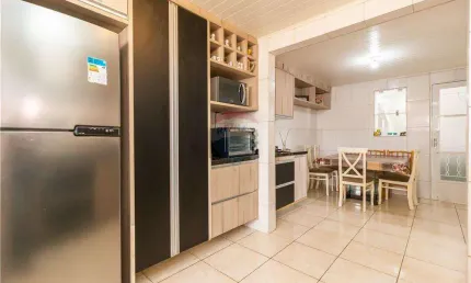 Casa para venda em Guarani de 120.00m² com 3 Quartos, 1 Suite e 3 Garagens
