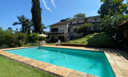 Casa de Condomínio para venda em Parque Dom Henrique de 450.00m² com 4 Quartos, 2 Suites e 6 Garagens