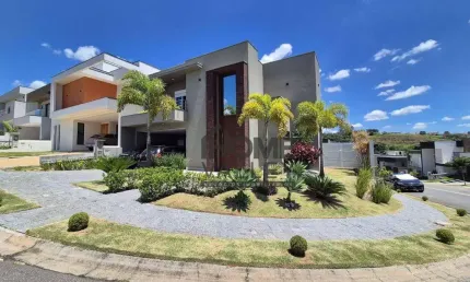Casa de Condomínio para venda em Residencial Mont' Alcino de 277.00m² com 3 Quartos, 2 Suites e 4 Garagens