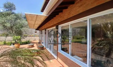 Casa de Condomínio para venda em Condomínio Moinho De Vento de 360.00m² com 3 Quartos, 3 Suites e 3 Garagens
