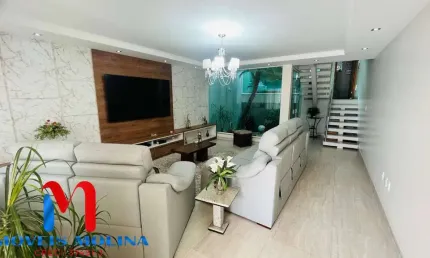 Sobrado para venda em Santa Paula de 210.00m² com 4 Quartos, 2 Suites e 4 Garagens