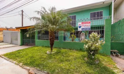 Sobrado para venda em Fazendinha de 199.00m² com 6 Quartos e 2 Garagens