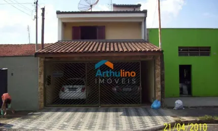 Casa para venda em Jardim Da Cidade de 207.00m² com 3 Quartos, 1 Suite e 2 Garagens