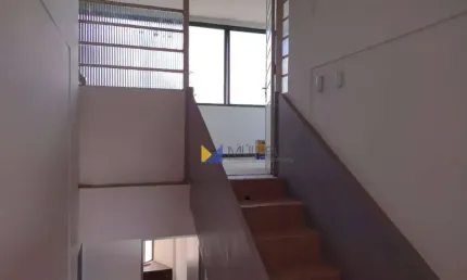 Prédio Comercial para venda e aluguel em Jardim Bom Clima de 350.00m² com 2 Garagens