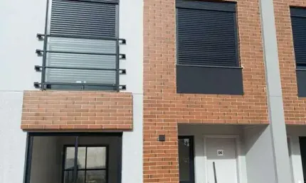 Casa de Condomínio para venda em Vila Santa Isabel de 92.00m² com 3 Quartos, 1 Suite e 2 Garagens