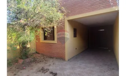 Casa para alugar em Vila Trujillo de 90.00m² com 2 Quartos e 2 Garagens