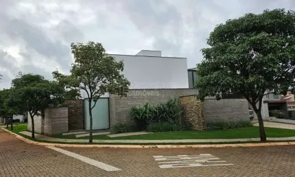 Sobrado para venda em jardim salto grande de 344.00m² com 3 quartos e 3 suites