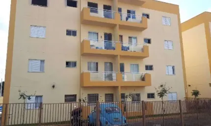 Apartamento para alugar em Centro de 60.00m² com 2 Quartos e 1 Garagem