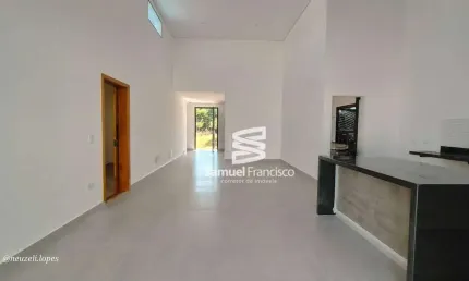 Casa de Condomínio para venda em Santa Rosa Ipês de 175.00m² com 3 Quartos, 3 Suites e 4 Garagens