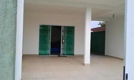 Sobrado para venda em guaratuba de 150.00m² com 3 quartos, 1 suite e 2 garagens