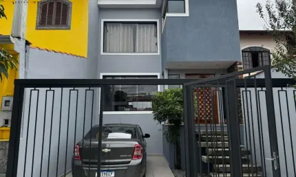 Casa de Condomínio para venda em Jardim Belvedere de 230.00m² com 2 Quartos, 1 Suite e 1 Garagem