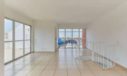 Cobertura para alugar em Champagnat de 182.00m² com 3 Quartos, 1 Suite e 2 Garagens