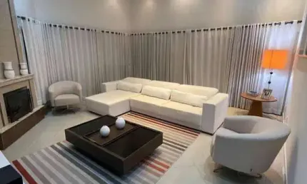 Sobrado para venda em Parque Residencial Itapeti de 300.00m² com 3 Quartos, 3 Suites e 4 Garagens