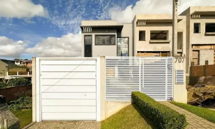Casa para venda em sítio cercado de 170.00m² com 2 quartos, 1 suite e 3 garagens