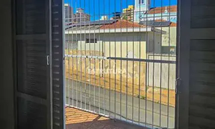 Casa para alugar em centro de 200.00m² com 3 quartos e 1 suite