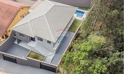 Casa para venda em gramado de 241.00m² com 3 quartos, 3 suites e 6 garagens