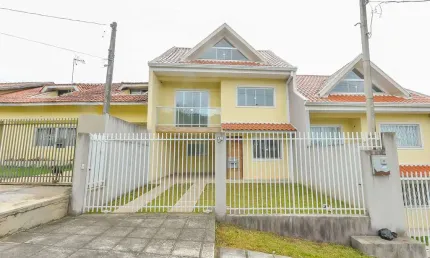 Sobrado para venda em abranches de 131.00m² com 3 quartos, 1 suite e 2 garagens