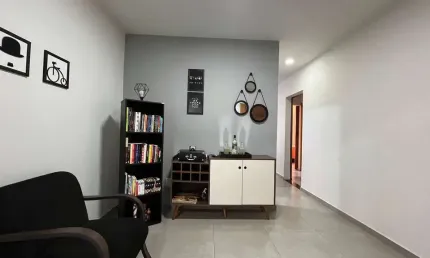 Casa para venda em residencial paratodos de 110.00m² com 2 quartos, 1 suite e 2 garagens