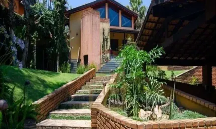 Casa para venda em chácara vale do rio cotia de 346.10m² com 4 quartos, 4 suites e 3 garagens