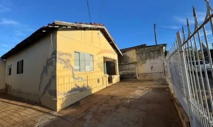 Casa para venda em jardim cândida de 300.00m² com 4 quartos e 2 garagens