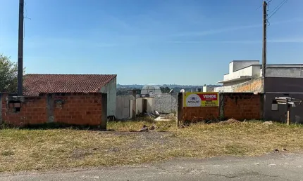 Terreno à venda na Rua Heitor Villa-Lobos, 349, Guarani, Colombo