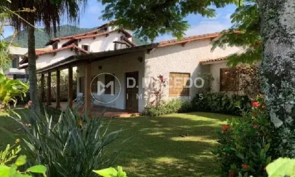 Casa para venda em condominio lagoinha de 330.00m² com 5 quartos, 5 suites e 2 garagens
