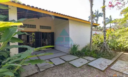 Casa para venda em condomínio lagoinha de 342.00m² com 5 quartos, 3 suites e 2 garagens