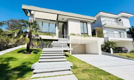 Casa de condomínio para venda em granja viana de 350.00m² com 4 quartos, 4 suites e 5 garagens