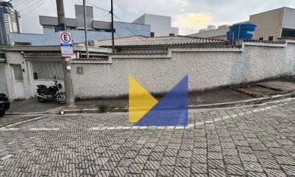 Casa para alugar em centro de 160.00m² com 3 quartos e 1 garagem