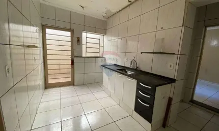 Casa para alugar em antônio marincek de 105.81m² com 3 quartos, 1 suite e 2 garagens
