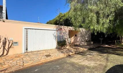 Casa para venda em ribeirânia de 166.29m² com 3 quartos, 2 suites e 3 garagens
