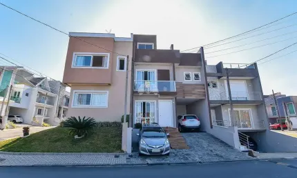 Casa para venda em pinheirinho de 209.00m² com 3 quartos, 1 suite e 3 garagens
