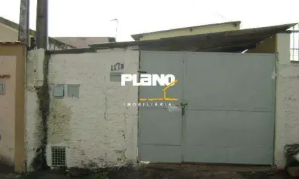 Casa para alugar em parque progresso de 35.00m² com 2 quartos e 1 garagem