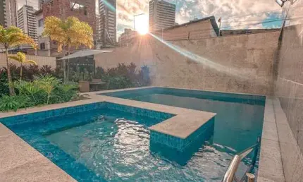 Apartamento para alugar em boa viagem de 63.00m² com 3 quartos, 3 suites e 1 garagem