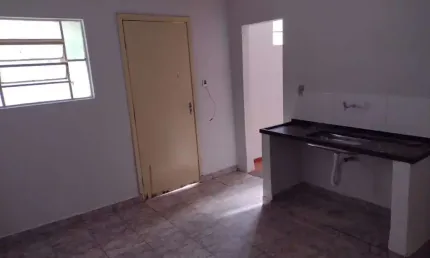 Casa para alugar em jardim toselar de 50.00m² com 2 quartos