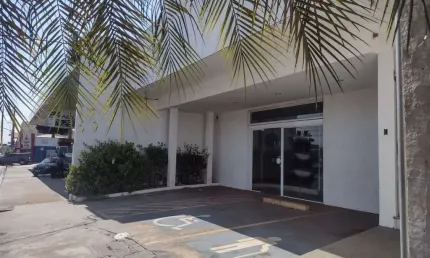 Prédio comercial para alugar em novo jardim stábile de 0.01m² com 3 garagens