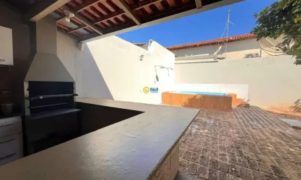 Imóvel comercial para alugar em centro de 300.00m² com 3 quartos