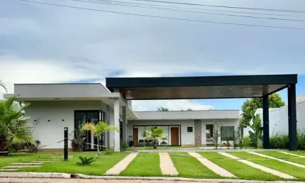 Casa para venda em portal da praia de 200.00m² com 3 quartos, 3 suites e 3 garagens