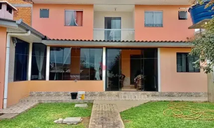 Casa para venda em estação de 221.00m² com 5 quartos, 2 suites e 4 garagens
