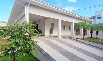 Casa para venda em jardim ipyranga de 212.00m² com 3 quartos, 1 suite e 5 garagens
