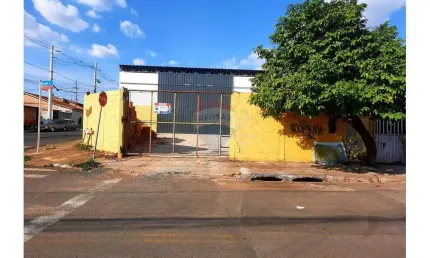 Galpão / depósito / armazém para venda em jardim amanda i de 200.00m² com 4 garagens