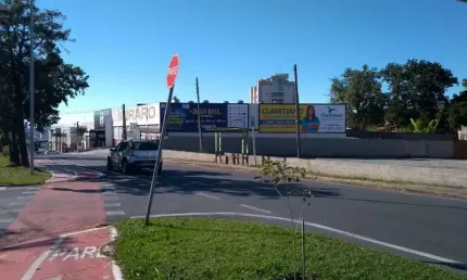Terreno comercial para alugar na Avenida Américo de Carvalho, 000, Jardim Europa, Sorocaba