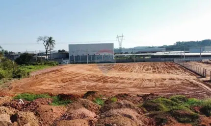 Terreno comercial à venda na Rua Sigeru Araki, Sn, Portão, Arujá