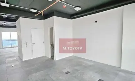 Sala comercial para alugar em centro de 75.00m² com 2 garagens