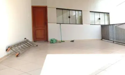 Casa para alugar em jardim são domingos de 250.00m² com 3 quartos, 1 suite e 3 garagens