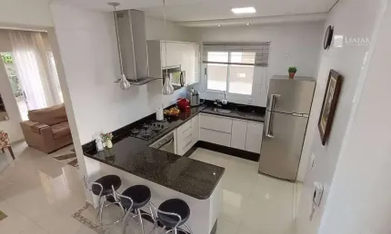 Sobrado para venda em jardim são pedro de 90.00m² com 3 quartos, 1 suite e 2 garagens