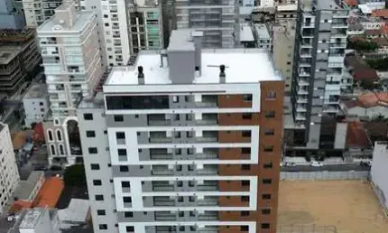 Apartamento para venda em meia praia de 116.00m² com 3 quartos, 3 suites e 3 garagens