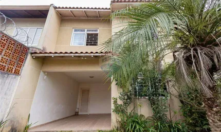 Sobrado para venda em cachoeira de 120.00m² com 3 quartos, 1 suite e 2 garagens