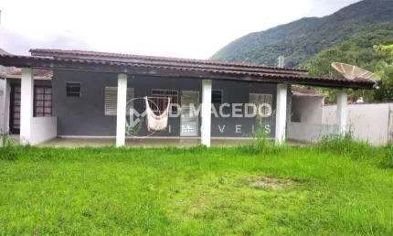 Casa para venda em praia da lagoinha de 297.00m² com 2 quartos, 1 suite e 3 garagens
