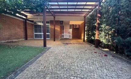 Casa para alugar em alto da boa vista de 199.52m² com 3 quartos e 1 suite